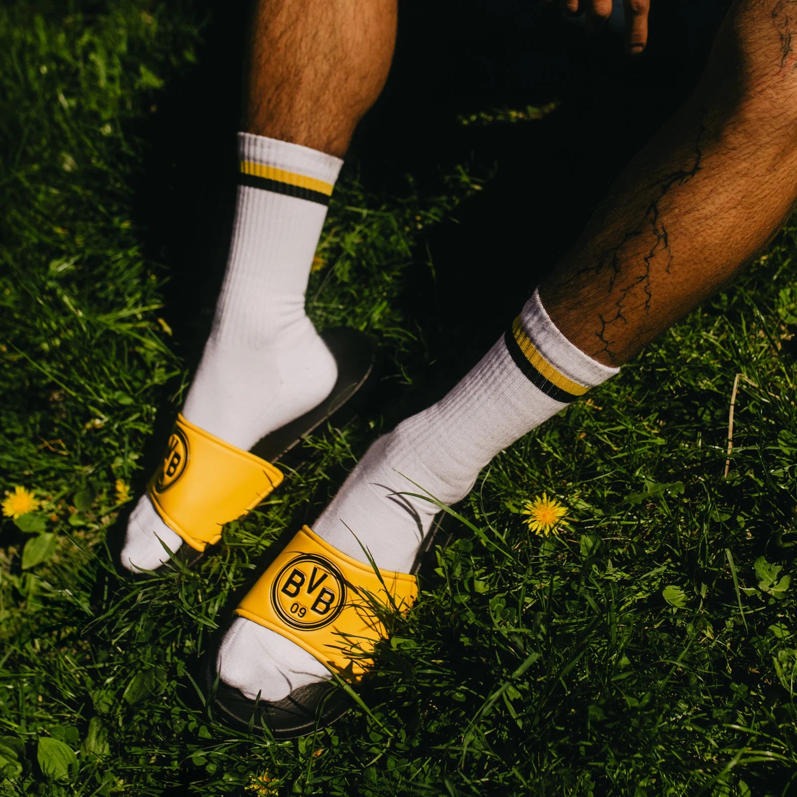 BVB Iconic Lifestyle Badeschlappen