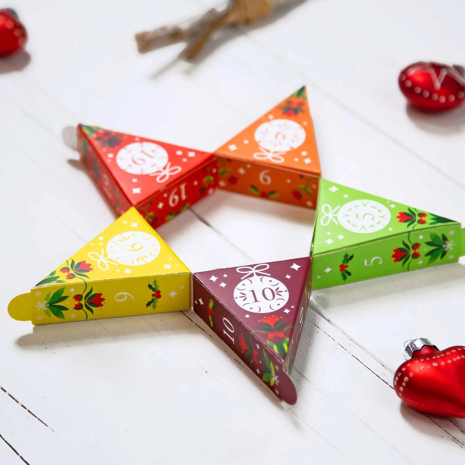 Tee Adventskalender "Tannenbaum", BIO, 25 Pyramidenbeutel - Jetzt vorbestellen erhältlich ab 1.11.2025