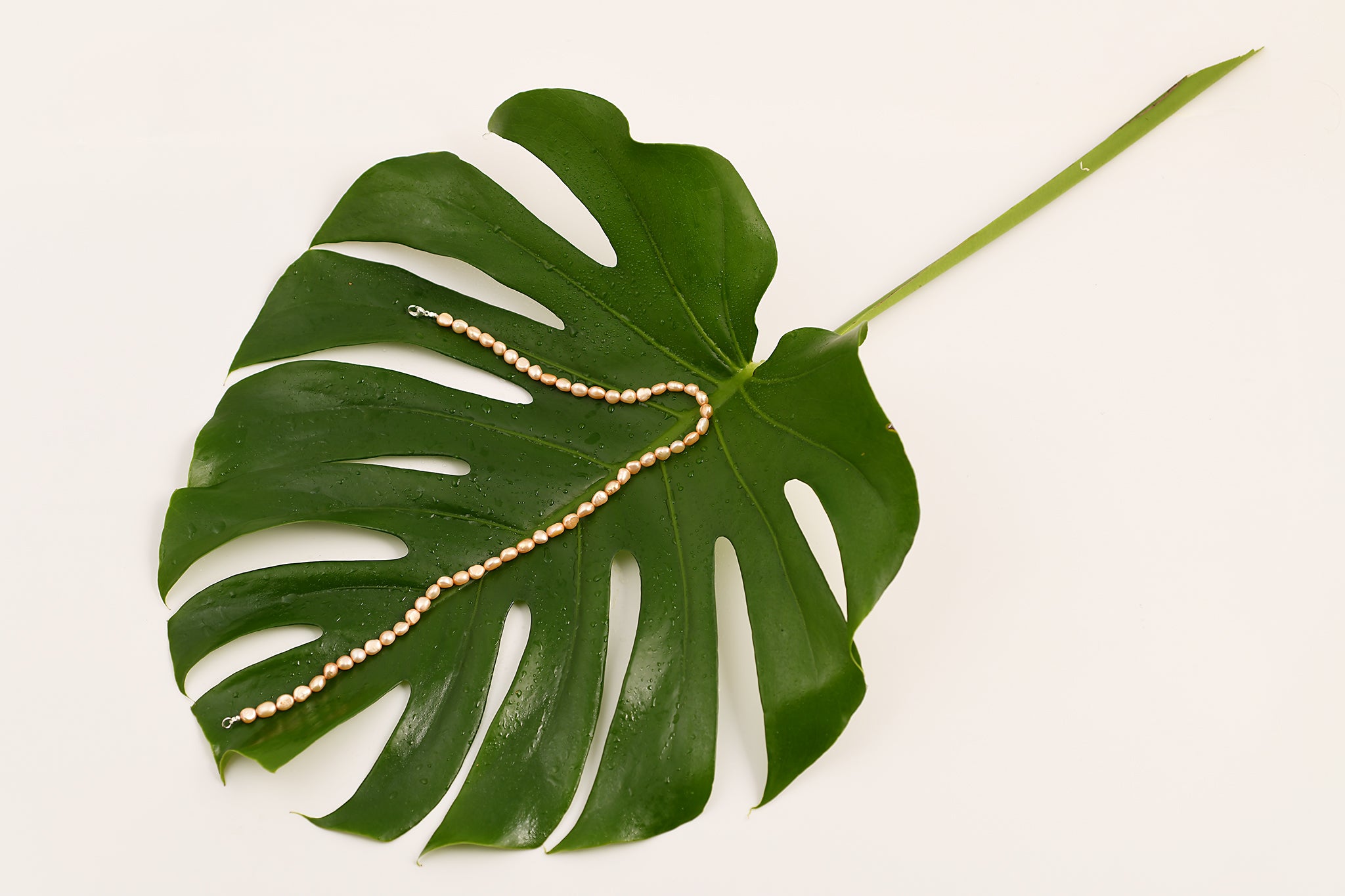 Collier de perles d'eau douce saumon