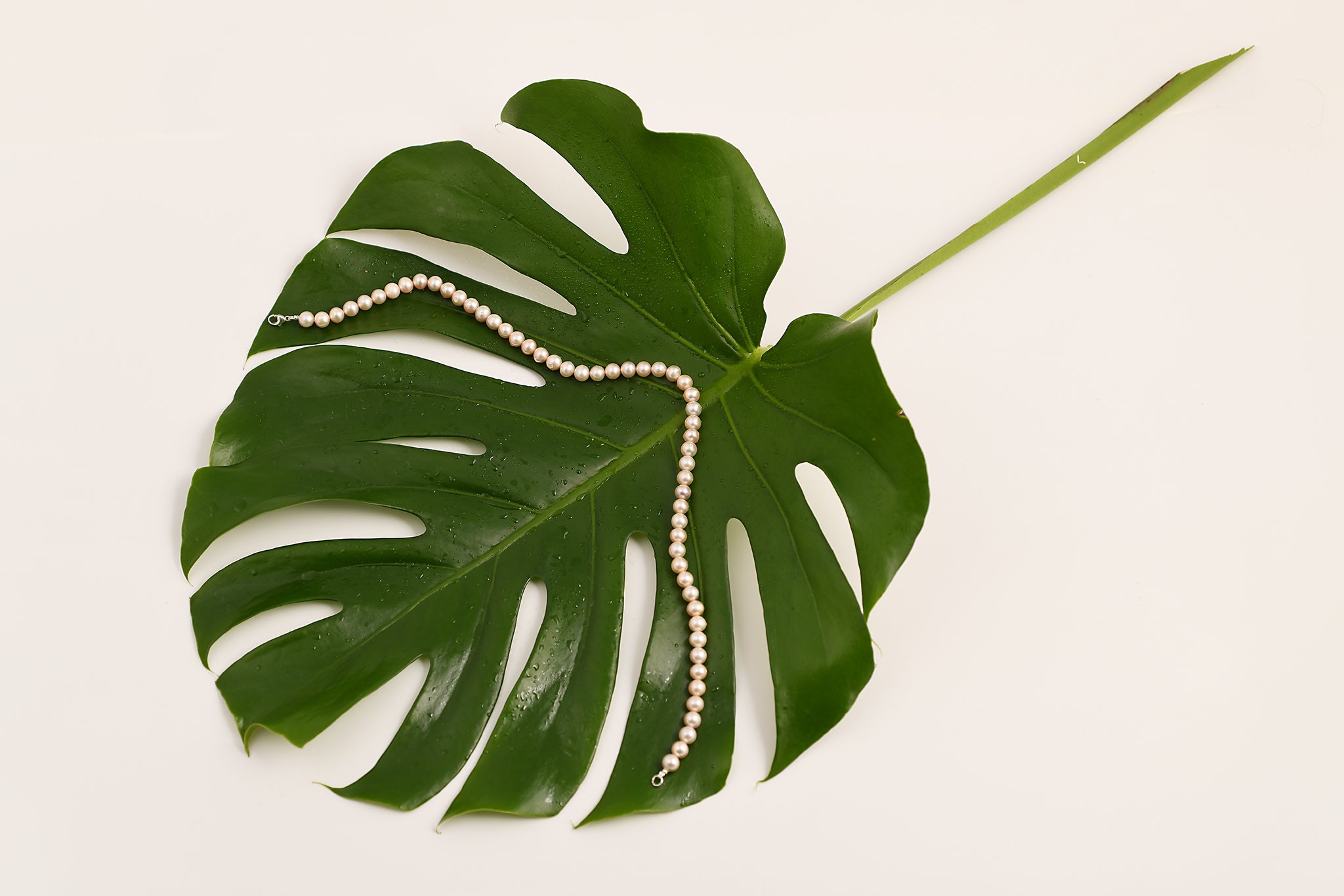 Collier de perles d'eau douce saumon 